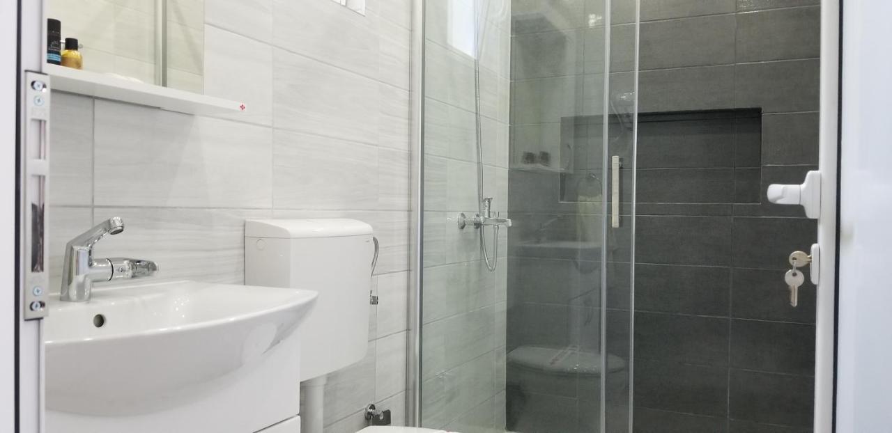Casa Al Mare Apartment Ulcinj Ngoại thất bức ảnh