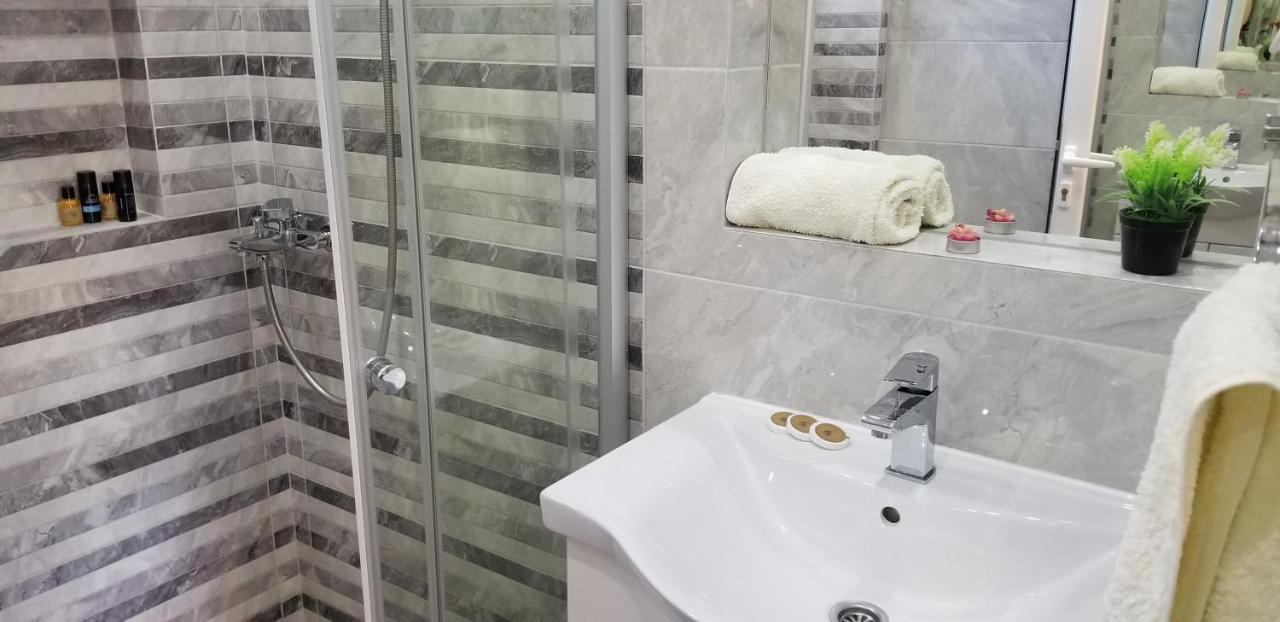 Casa Al Mare Apartment Ulcinj Ngoại thất bức ảnh